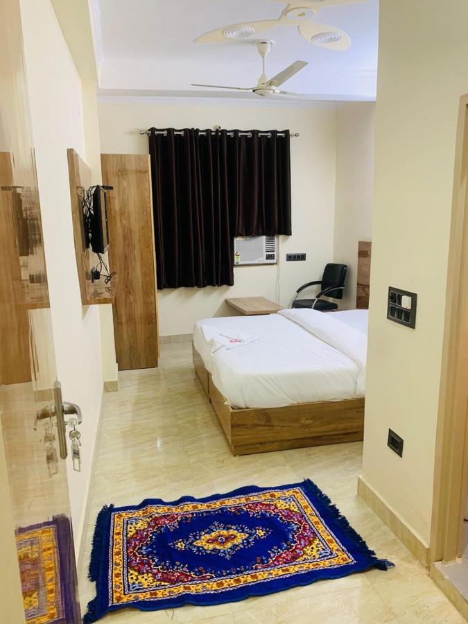Hotel Shri Ram نيودلهي المظهر الخارجي الصورة